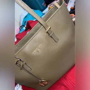 Green Michael Kors Shoulder Bag